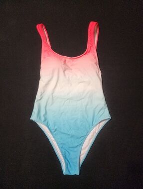 NWOT Xhilaration One Piece Swimsuit Bathing Suit Beach Vacation